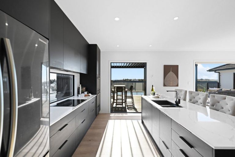 Photo of property in 35 Purser Crescent, Flagstaff, Hamilton, 3210