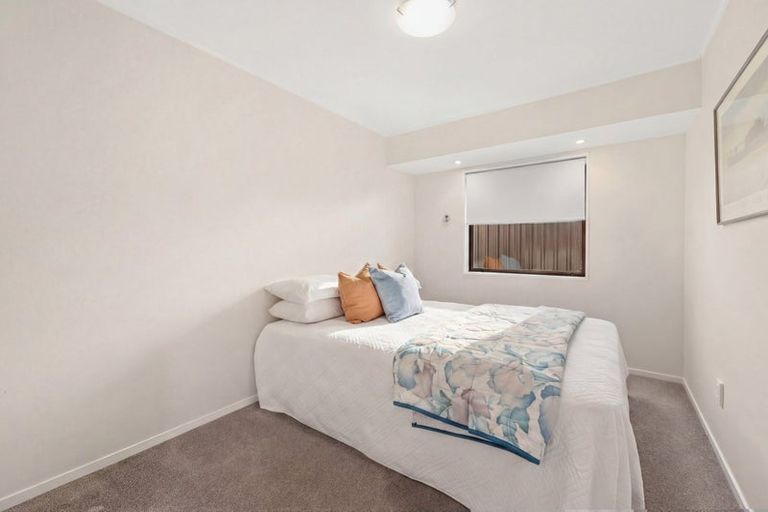 Photo of property in 188 Prince Regent Drive, Farm Cove, Auckland, 2012