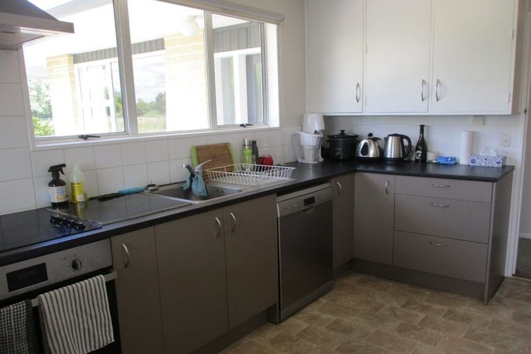 Photo of property in 86a Park Road, Carterton, 5713