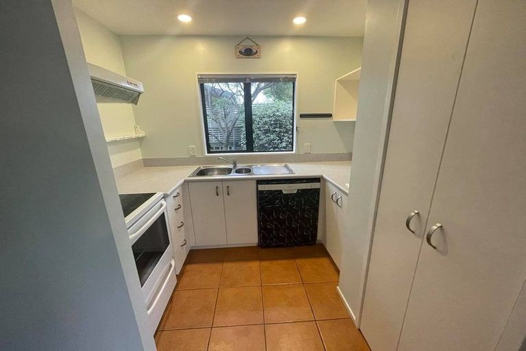 Photo of property in 24a Richmond Street, Petone, Lower Hutt, 5012