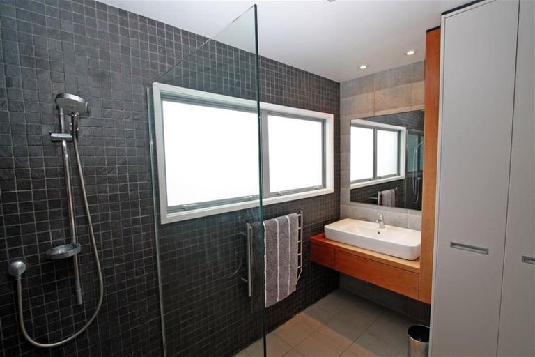 Photo of property in 2/84 Young Street, New Plymouth, 4310