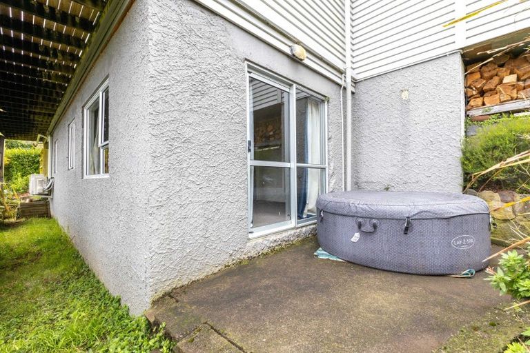 Photo of property in 11 Cowling Road, Hurdon, New Plymouth, 4310