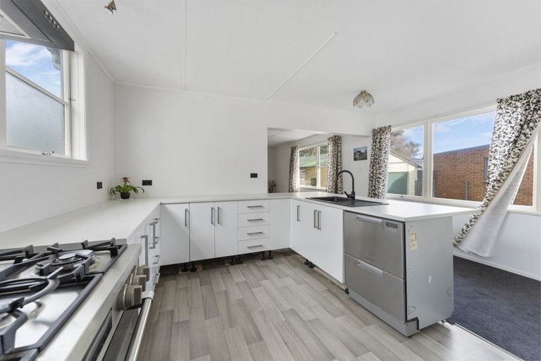 Photo of property in 93 Wilson Street, Hawera, 4610