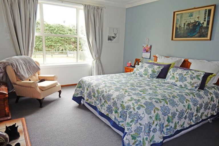 Photo of property in 2 Essex Street, Weston, Oamaru, 9401