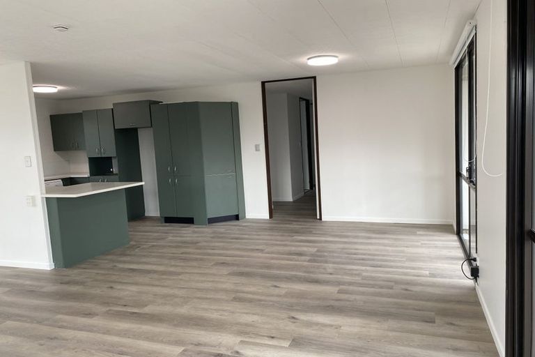 Photo of property in 36 Caribbean Drive, Unsworth Heights, Auckland, 0632