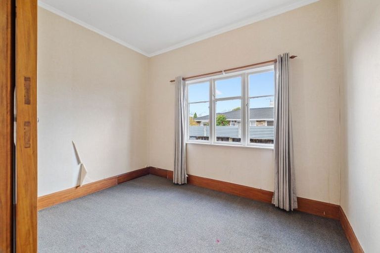 Photo of property in 8 Millar Street, Terrace End, Palmerston North, 4410