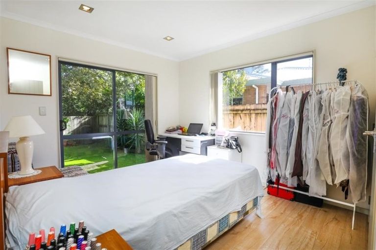 Photo of property in 7a Withers Road, Glen Eden, Auckland, 0602