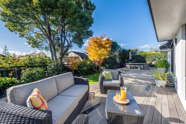 Photo of property in 202 Whitford Road, Shamrock Park, Auckland, 2016