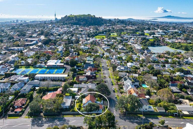 Photo of property in 15 Penrhyn Road, Mount Eden, Auckland, 1024