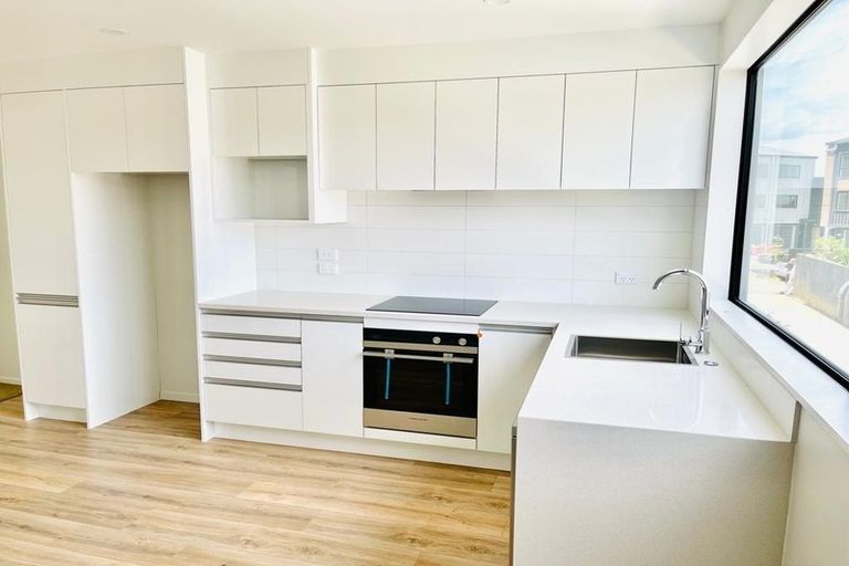 Photo of property in 11 Marumaru Lane, Manurewa, Auckland, 2102