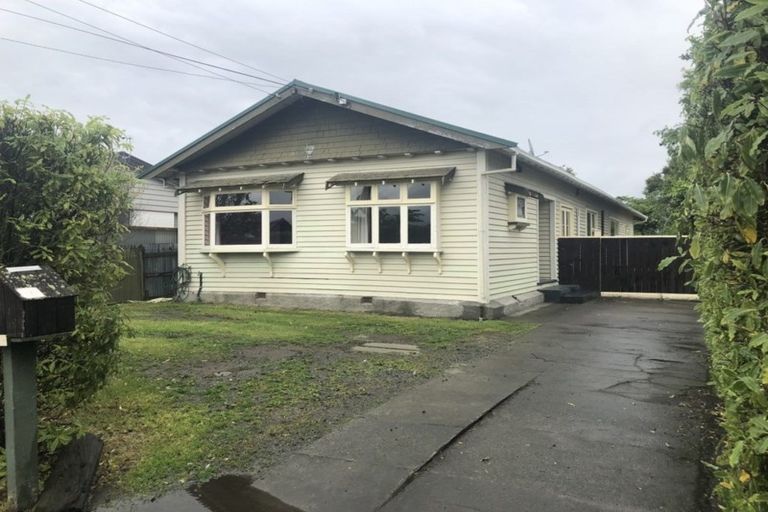 Photo of property in 25 Allard Street, Edgeware, Christchurch, 8013