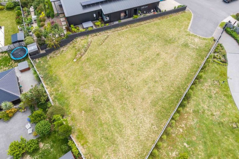 Photo of property in 10 Piwakawaka Way, Waikanae, 5036