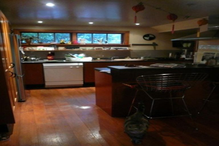 Photo of property in 19 Flavell Street, Heathcote Valley, Christchurch, 8022