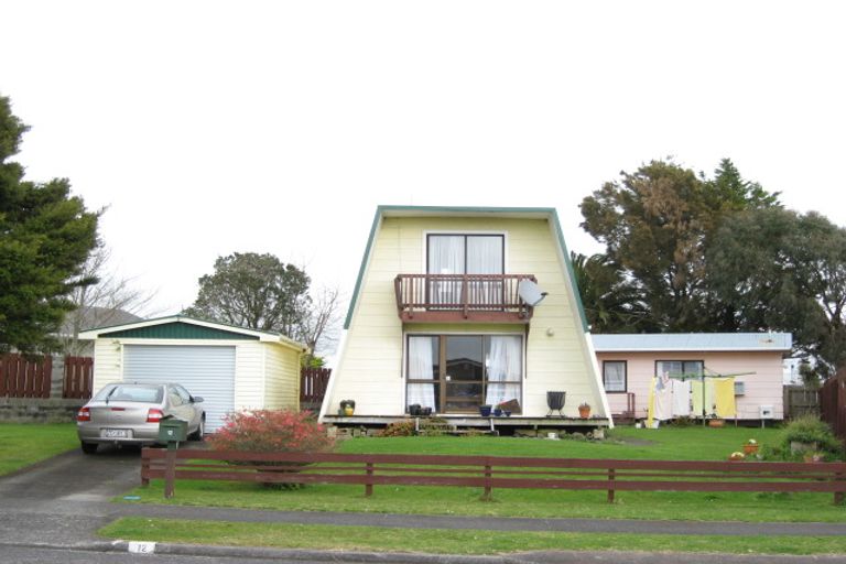 Photo of property in 12 Jade Place, Bell Block, New Plymouth, 4312