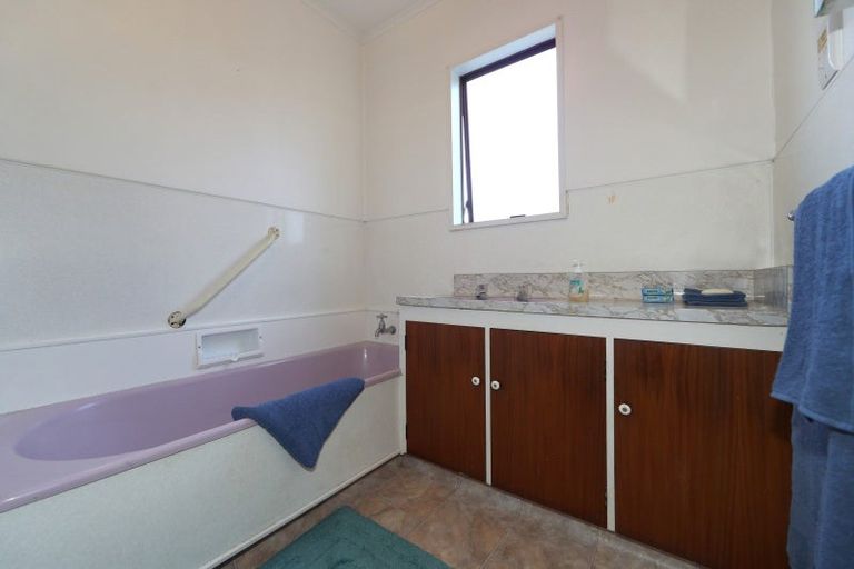 Photo of property in 23 Skerrett Crescent, Tamatea, Napier, 4112