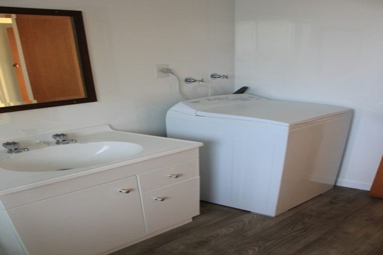 Photo of property in 2/237 Queens Drive, Windsor, Invercargill, 9810