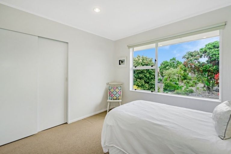 Photo of property in 3 Malfroy Lane, Raumati Beach, Paraparaumu, 5032