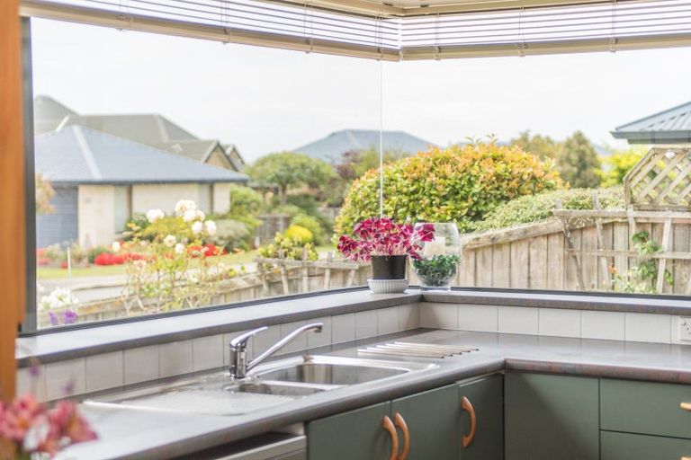 Photo of property in 16 Alpine Close, Marchwiel, Timaru, 7910