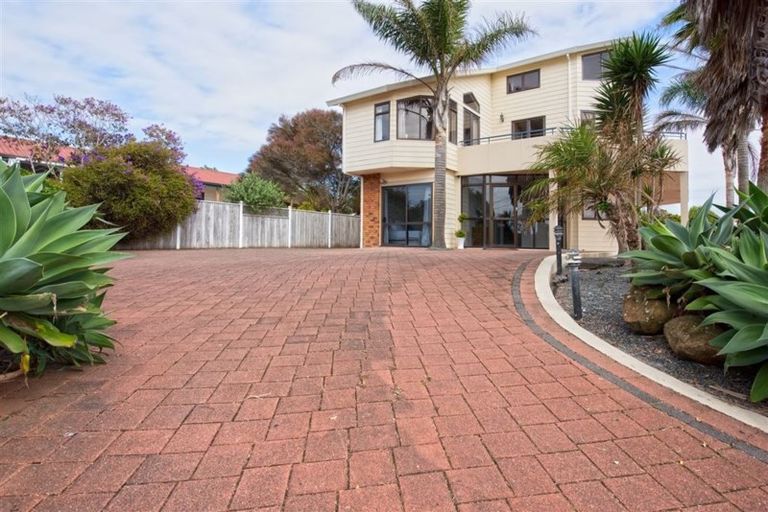 Photo of property in 368 Papamoa Beach Road, Papamoa Beach, Papamoa, 3118