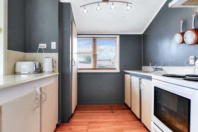 Photo of property in 2 Haultain Street, Fairfield, Hamilton, 3214