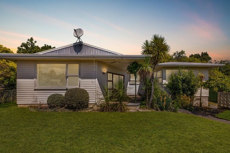 Photo of property in 5 Phillips Place, Havelock North, 4130