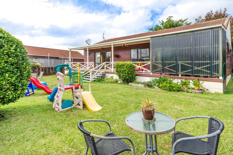 Photo of property in 111b Wellington Street, Pukekohe, 2120