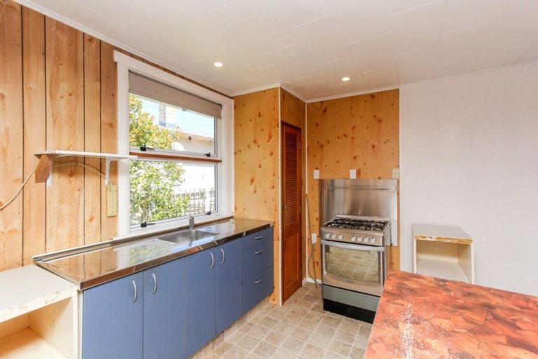 Photo of property in 21 Lorna Street, Lynmouth, New Plymouth, 4310