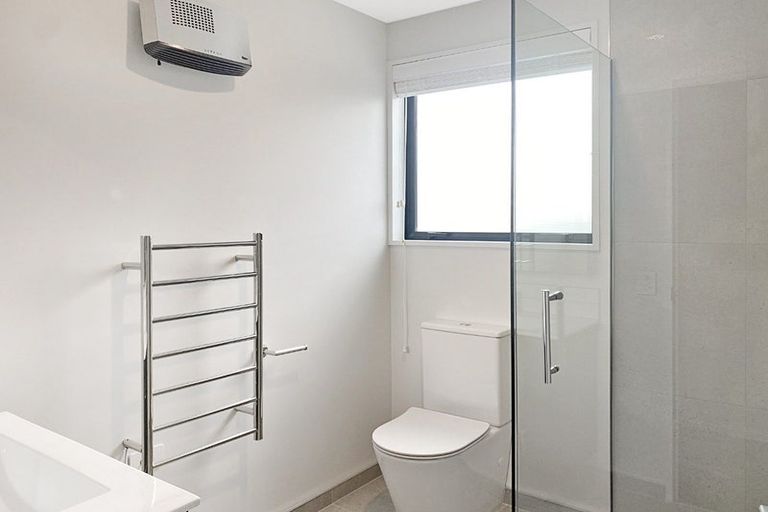 Photo of property in 2/317 Lincoln Road, Addington, Christchurch, 8024