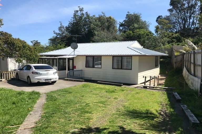 Photo of property in 31a Peach Road, Glenfield, Auckland, 0629