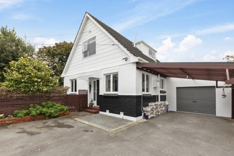 Photo of property in 1/366a Waiwhetu Road, Fairfield, Lower Hutt, 5011
