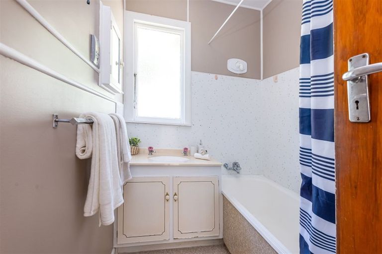 Photo of property in 38 Campbell Street, Sumner, Christchurch, 8081