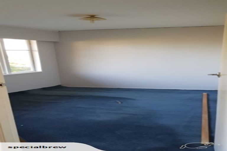 Photo of property in 64 Kinghorne Street, Strathmore Park, Wellington, 6022