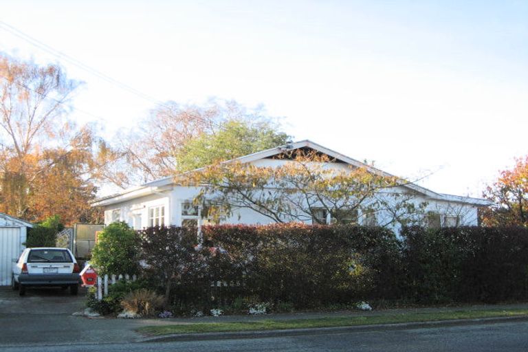 Photo of property in 315 Keyes Road, New Brighton, Christchurch, 8083