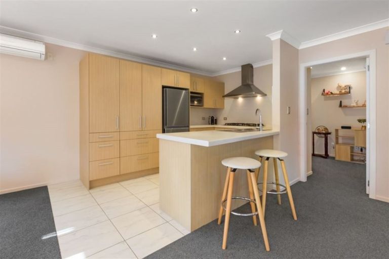 Photo of property in 33 Nelson Avenue, Aotea, Porirua, 5024