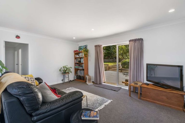 Photo of property in 91 Willerton Avenue, New Lynn, Auckland, 0600