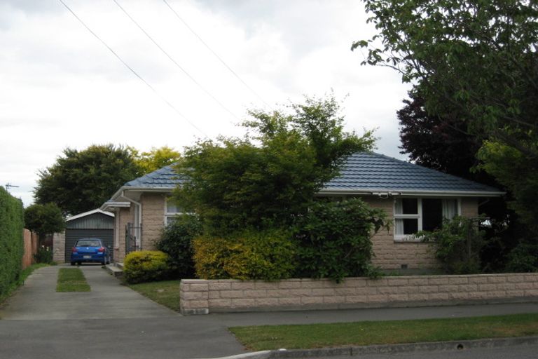 Photo of property in 32 Teesdale Street, Burnside, Christchurch, 8053