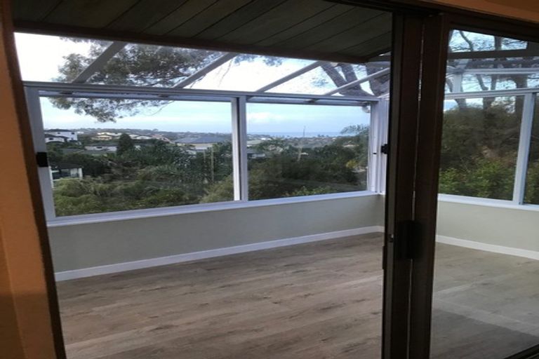 Photo of property in 1/691a East Coast Road, Browns Bay, Auckland, 0630