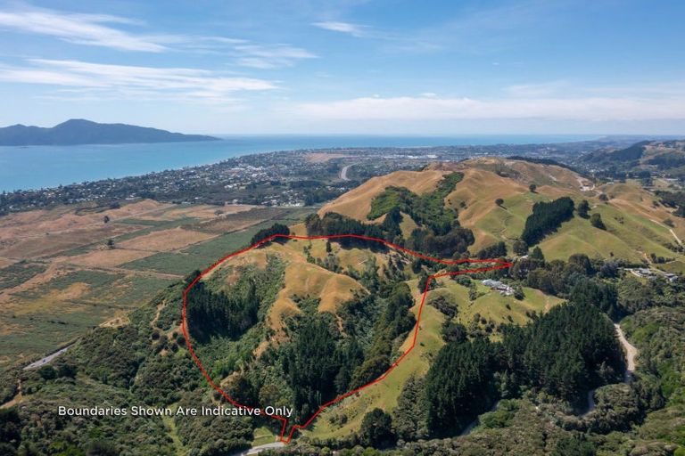 Photo of property in 105 Waterfall Road, Paraparaumu, 5032