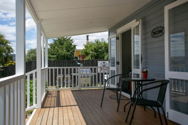 Photo of property in 165 Robinson Street, Cambridge, 3434