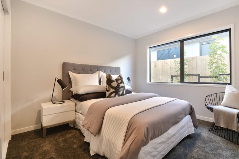 Photo of property in 38 Vinistra Road, Kumeu, 0810