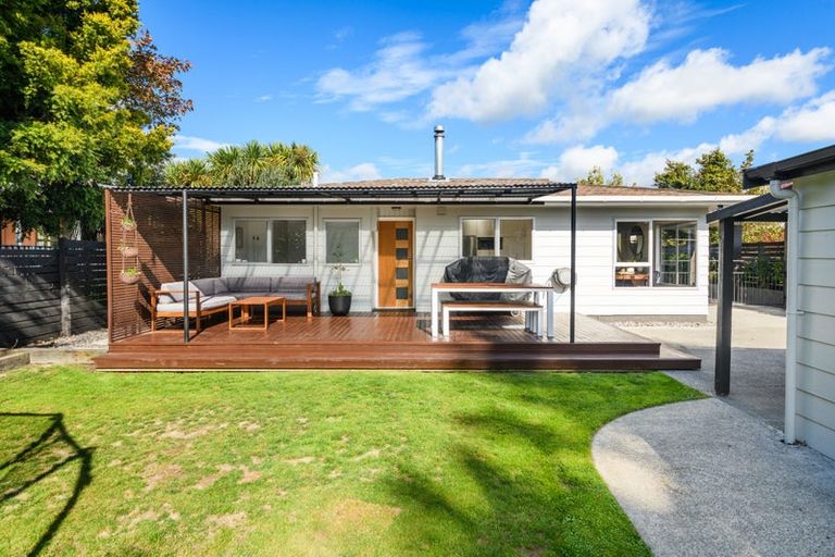 Photo of property in 16 Lane Place, Awapuni, Palmerston North, 4412
