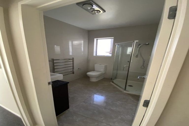 Photo of property in 12 Muirlea Drive, Flat Bush, Auckland, 2016