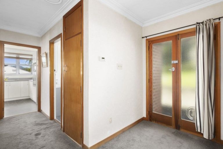 Photo of property in 85 Kaikorai Valley Road, Glenross, Dunedin, 9011