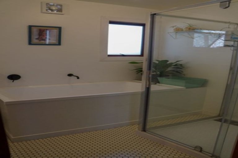 Photo of property in 42 Main Road, Luggate, Cromwell, 9383