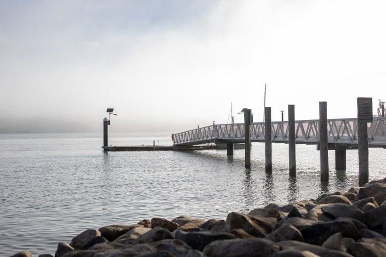 Photo of property in 32 Wallis Street, Raglan, 3225