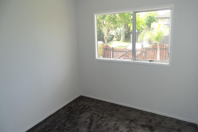 Photo of property in 9 Caserta Place, Clover Park, Auckland, 2023