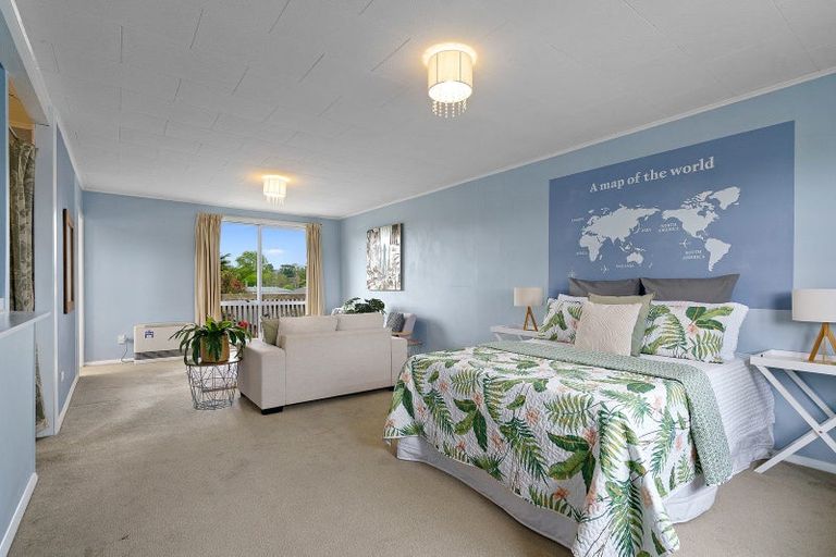 Photo of property in 298 Shakespeare Street, Leamington, Cambridge, 3432