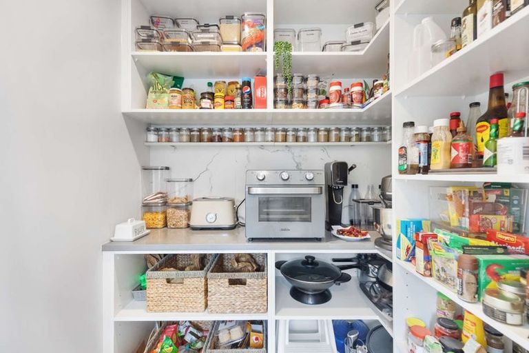 Photo of property in 78 Denny Hulme Drive, Mount Maunganui, 3116