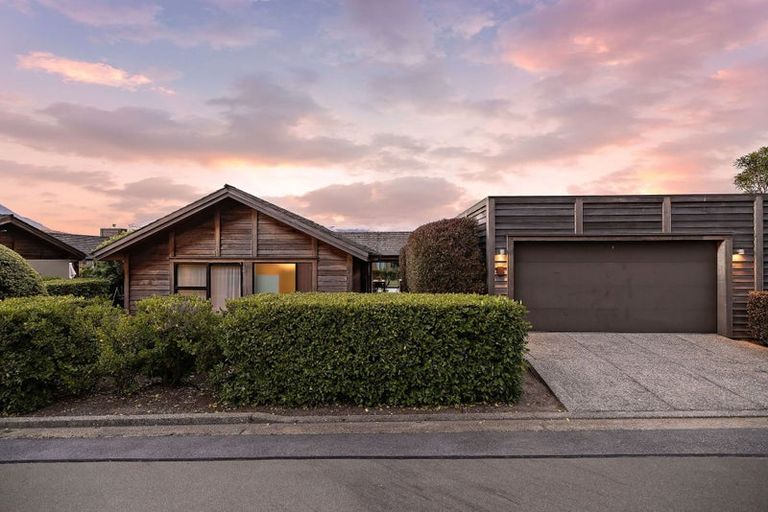 Photo of property in 5 Glengarry Court, Jacks Point, Queenstown, 9371