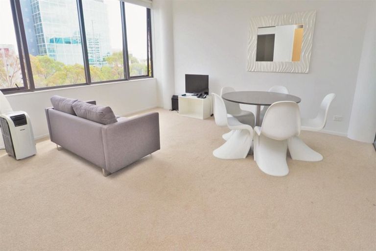 Photo of property in Twin Towers, 402/17 Putney Way, Manukau, Auckland, 2104